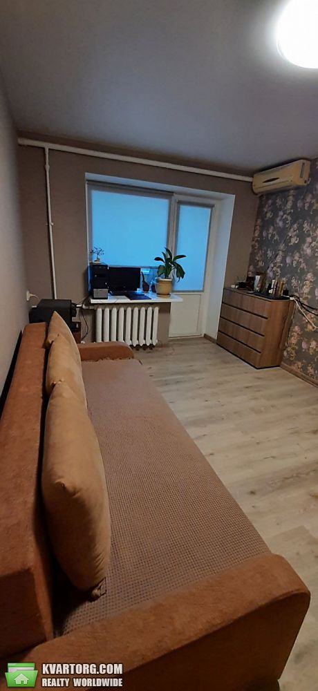 Sell 3-room apartment. Днепропетровск,  Правды пр — photo 1