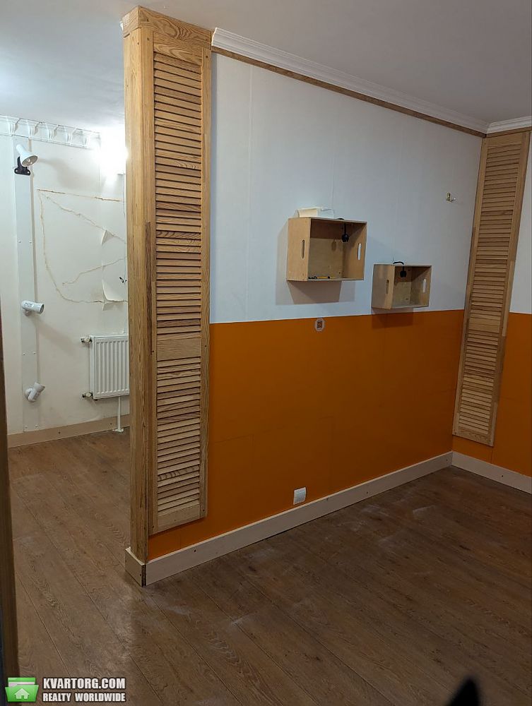 Rent out office. Киев,  Еленовская — photo 1