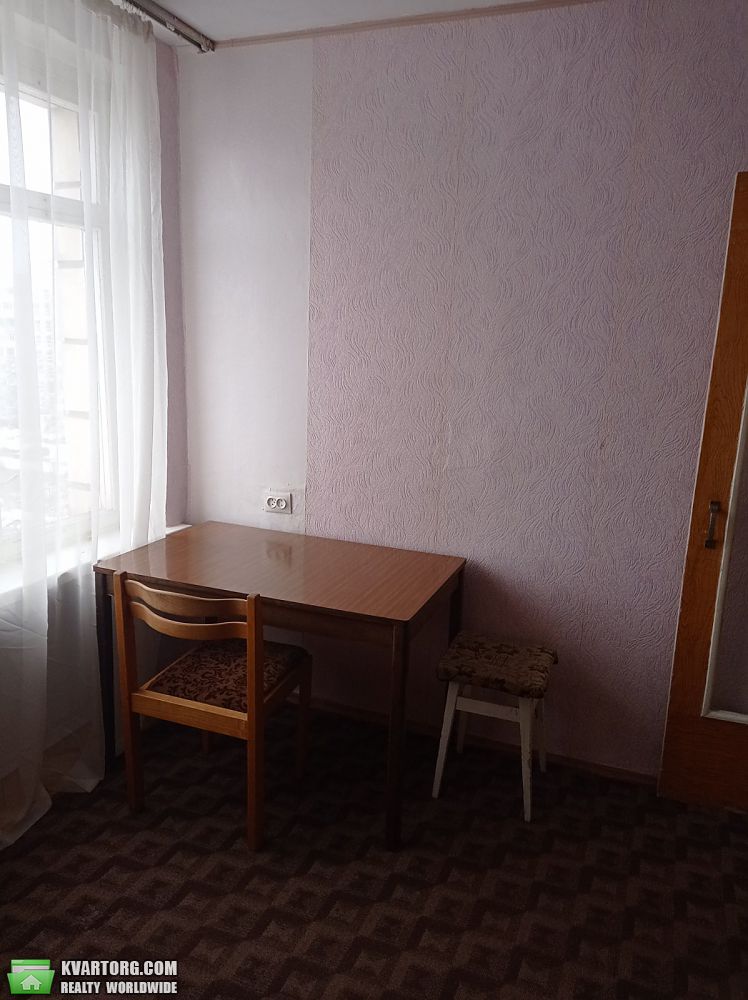 Rent out 1-room apartment. Киев,  Лесной пр — photo 2