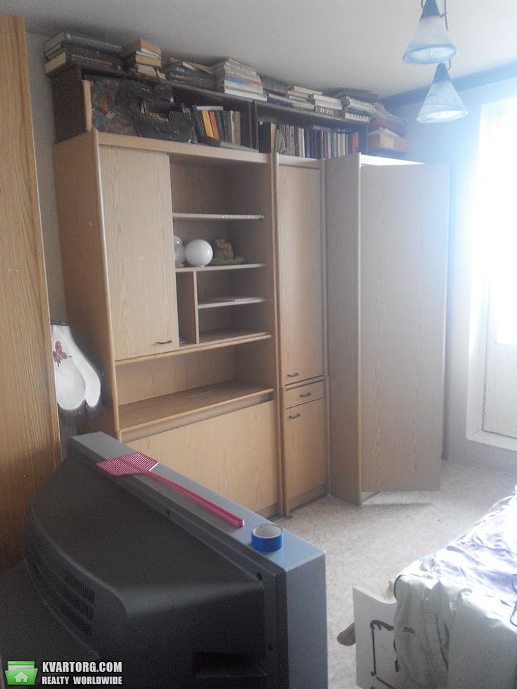 Rent out 3-room apartment. Киев,  Бучмы — photo 9