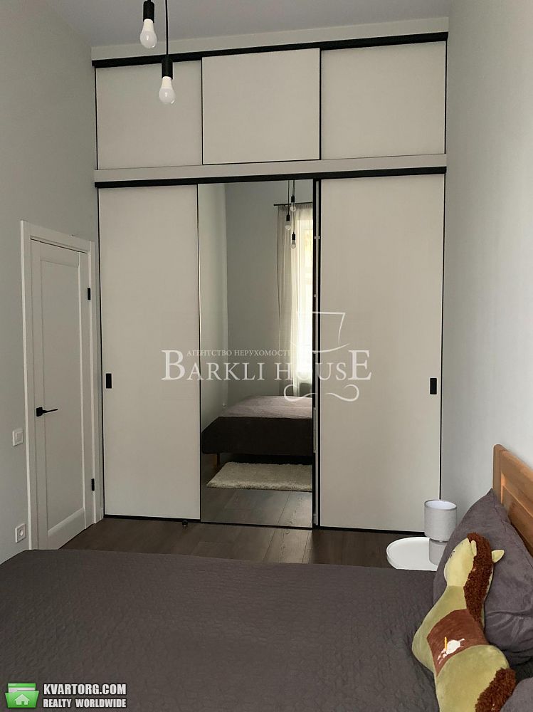 Rent out 2-room apartment. Киев,  Рейтарская — photo 7