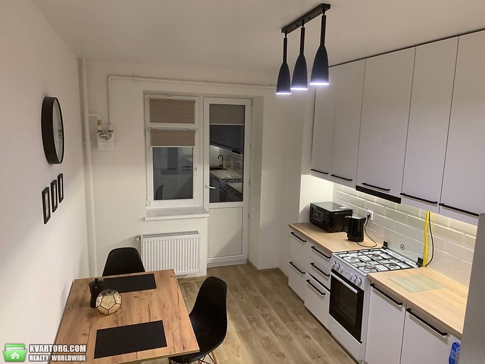 Rent out 1-room apartment. Львов, Жасминова — photo 4