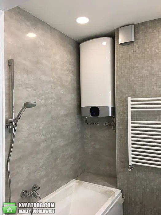 Rent out 2-room apartment. Киев,  Герцена — photo 9