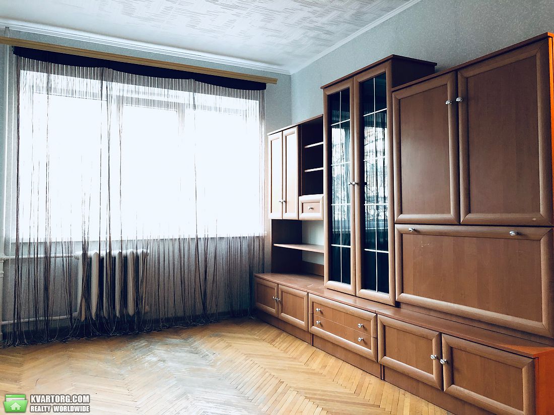 Rent out 2-room apartment. Киев,  Дарницкий бул — photo 4