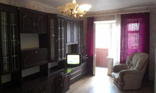 Rent out 2-room apartment. Днепропетровск, Гусенко — photo 1