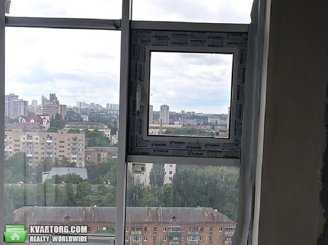 Sell 2-room apartment. Киев,  Белорусская — photo 2