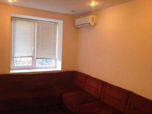 Rent out 2-room apartment. Днепропетровск, Березинская — photo 1