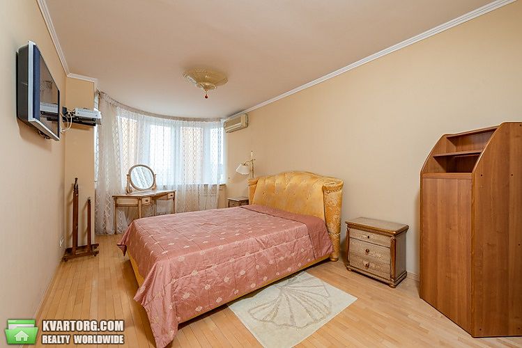 Sell 4-room apartment. Киев,  Златоустовская — photo 1