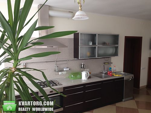 Rent out house. Киев, Ленинградская пл — photo 8