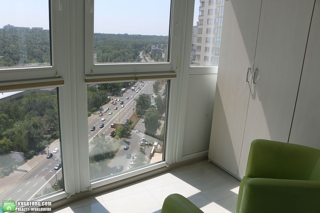 Rent out 2-room apartment. Киев,  Голосеевский пр — photo 5
