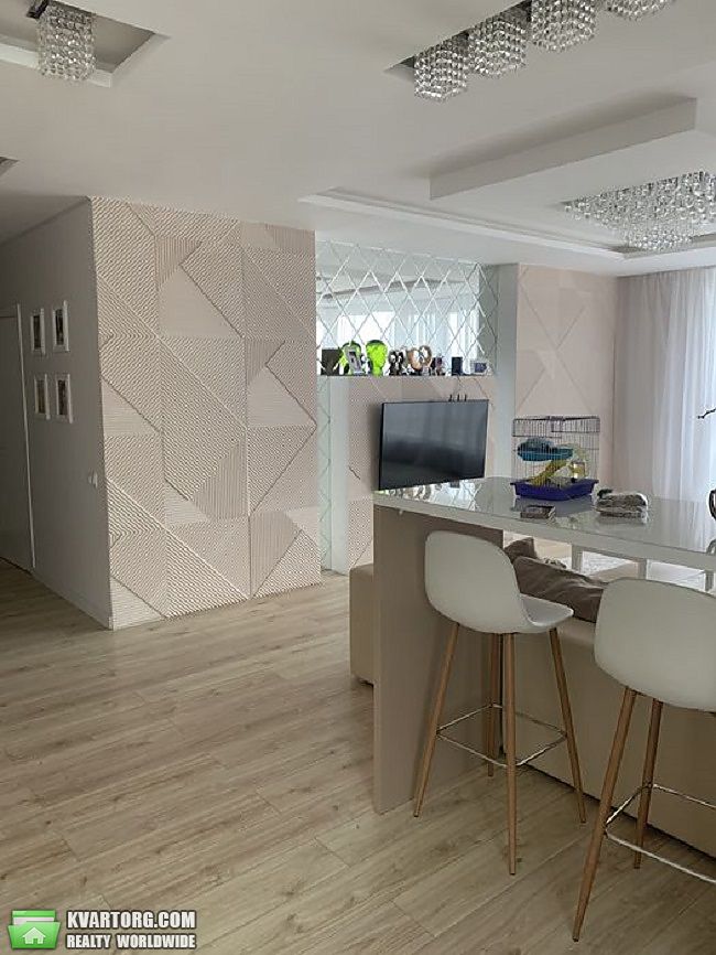 Sell 3-room apartment. Киев,  Пчелки — photo 2