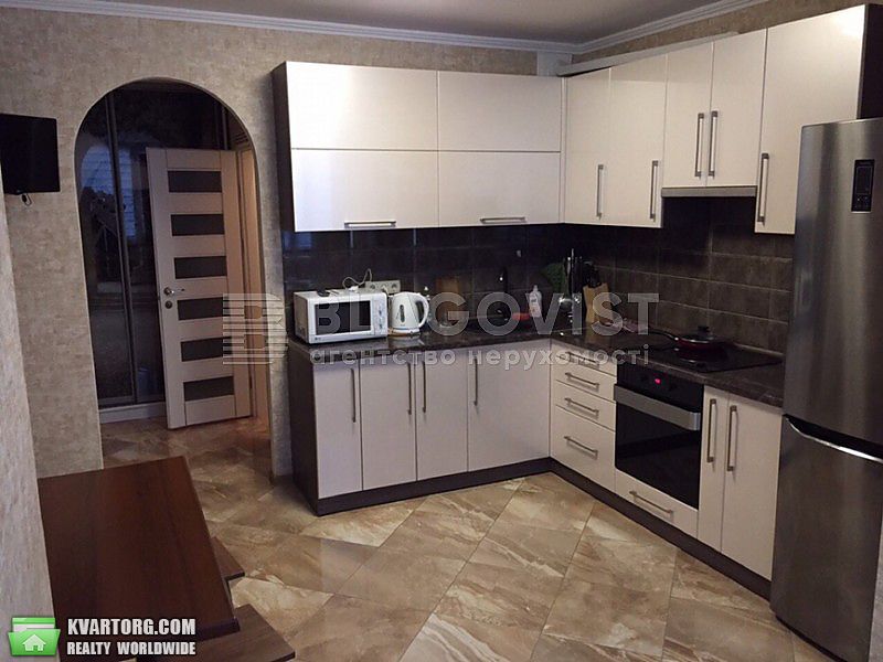 Rent out 1-room apartment. Киев,  Эрнста — photo 4