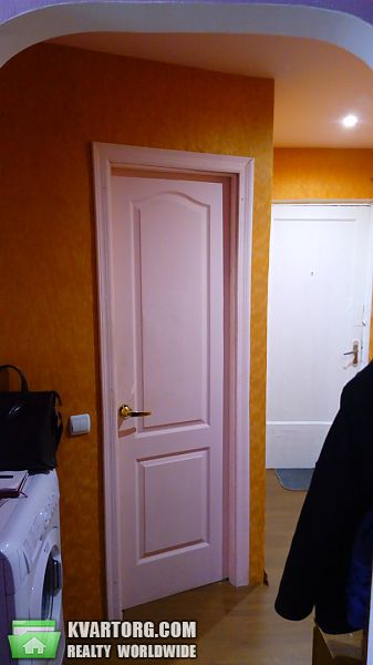 Sell 2-room apartment. Киев,  Российская — photo 3