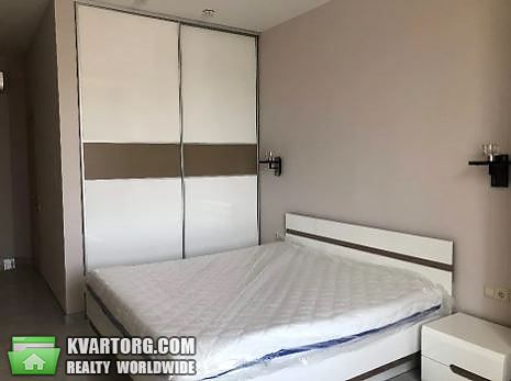 Rent out 2-room apartment. Киев, Тютюнника — photo 5