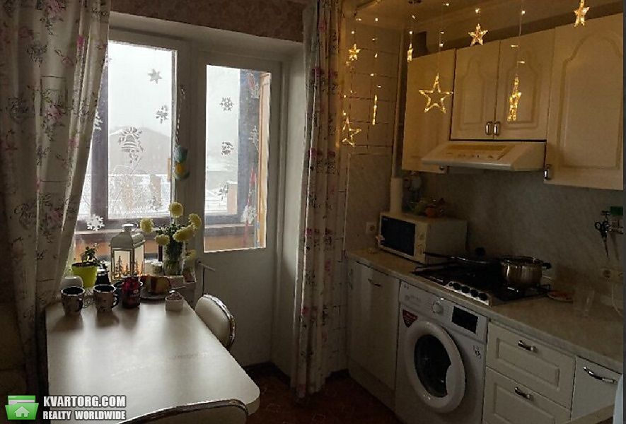 Sell 2-room apartment. Киев, Марка Безручко — photo 2