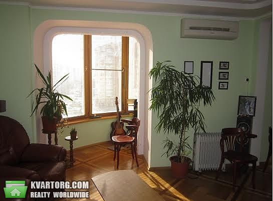 Rent out 3-room apartment. Киев,  Героев Сталинграда пр — photo 1