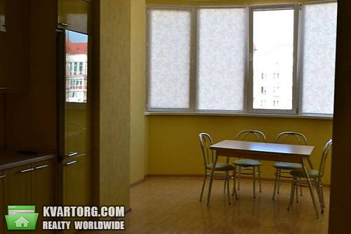 Rent out 3-room apartment. Киев, Героев Сталинграда пр — photo 5