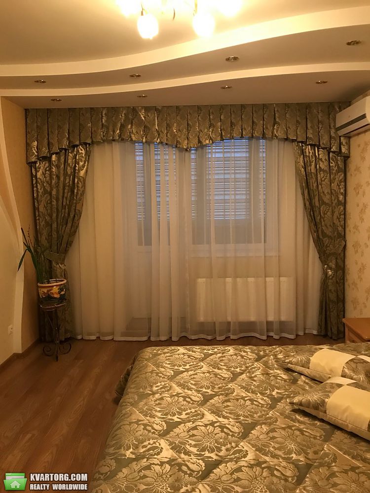 Rent out 2-room apartment. Киев,  Голосеевская — photo 8