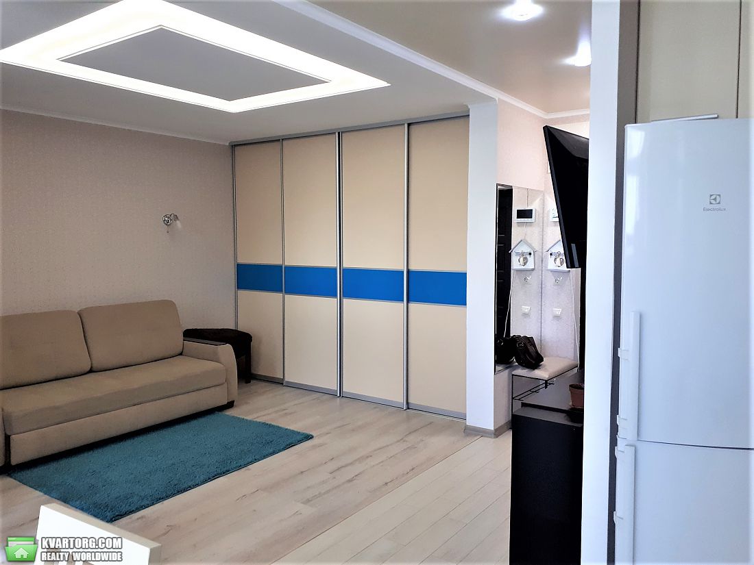 Rent out 1-room apartment. Киев,  Ракетная — photo 4