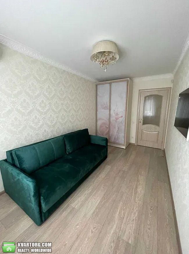 Rent out 2-room apartment. Киев, Васильківська — photo 1