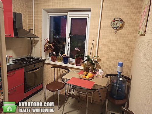 Sell 2-room apartment. Киев,  Русановская наб — photo 1