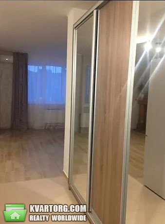 Rent out 1-room apartment. Киев, Панельная — photo 2