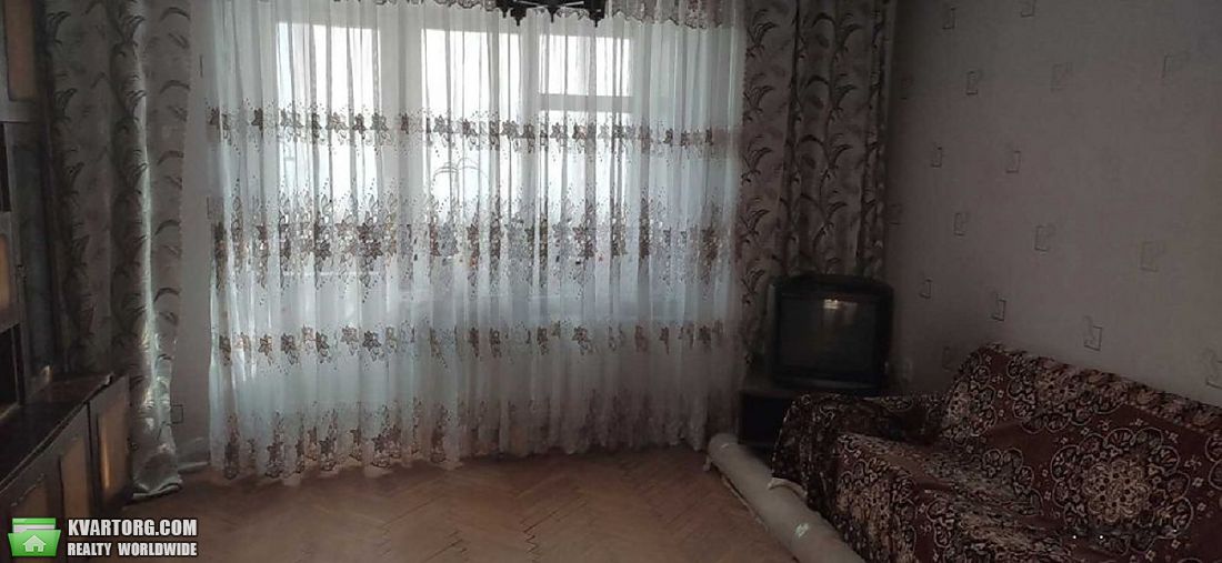 Sell 3-room apartment. Киев,  Ушинского — photo 2