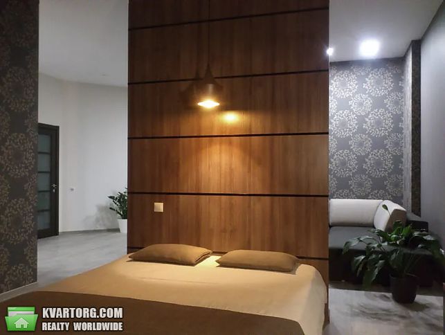 Rent out 1-room apartment. Киев,  Дружбы Народов бул — photo 1