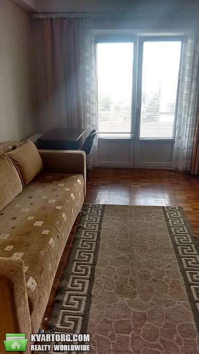 Rent out 2-room apartment. Киев, Амвросія Бучми — photo 10