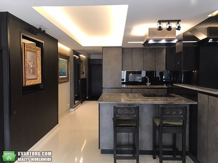 Sell 3-room apartment. Киев,  Днепровская наб — photo 1