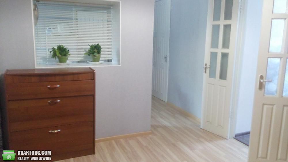 Rent out 3-room apartment. Киев,  Выборгская — photo 4