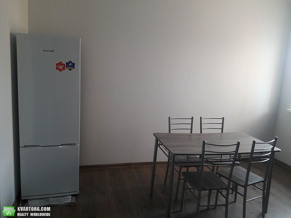 Rent out 2-room apartment. Киев, Кондрактюка — photo 2