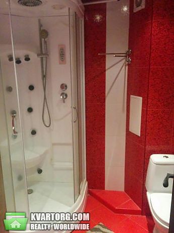 Rent out 2-room apartment. Киев,  Автозаводская — photo 2