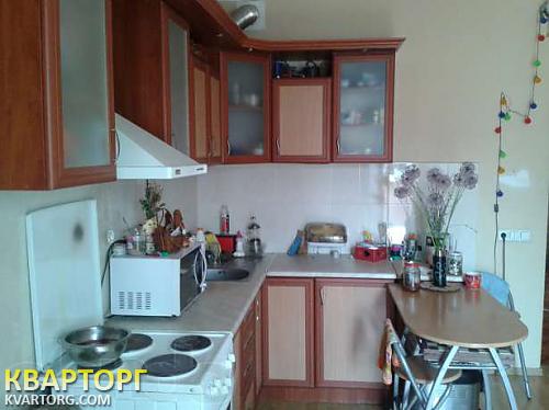 Rent out 2-room apartment. Киев,  Курбаса — photo 1