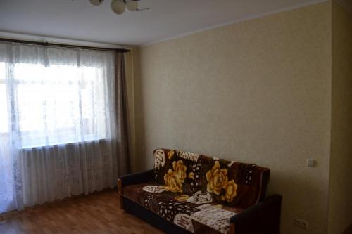 Rent out 1-room apartment. Харьков, Блюхера — photo 1