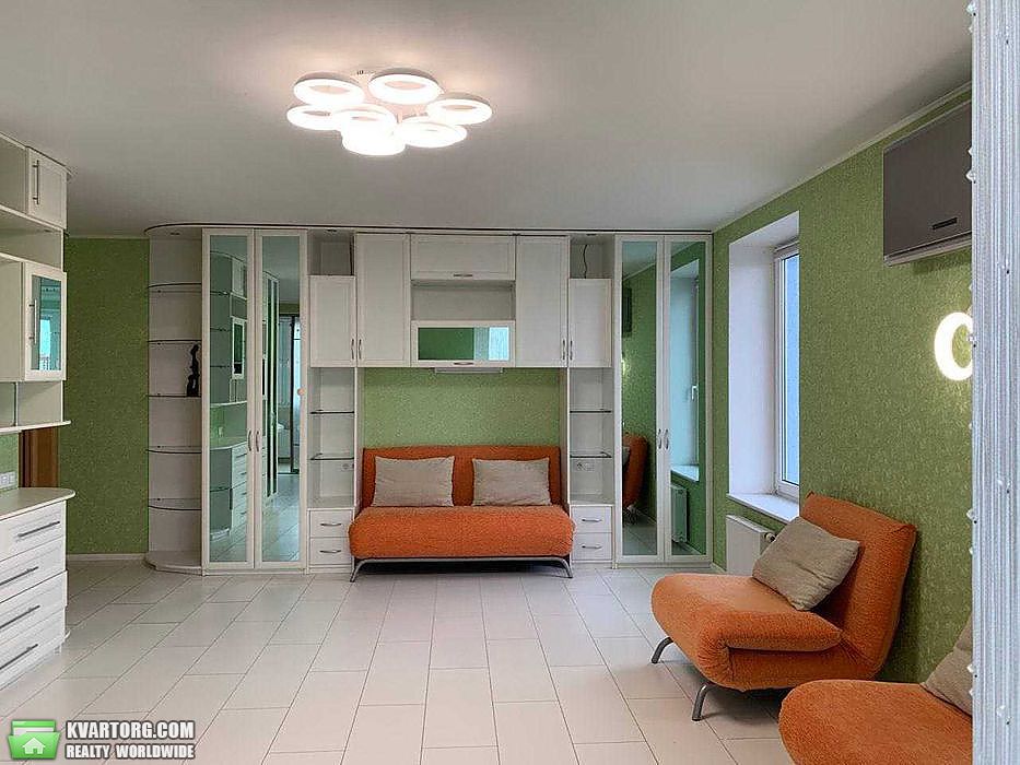 Sell 1-room apartment. Киев,  Днепровская наб — photo 2