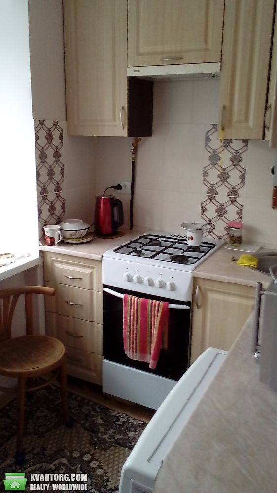 Rent out 1-room apartment. Киев,  Тульчинская — photo 1