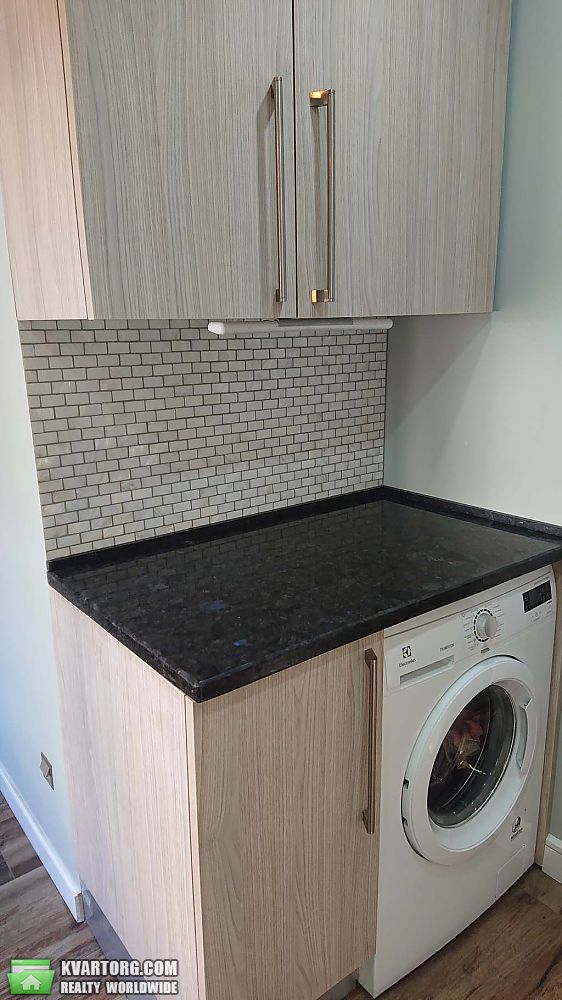Rent out 2-room apartment. Киев,  Франко — photo 9