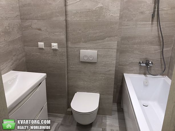 Rent out 2-room apartment. Киев,  Героев Севастополя — photo 3