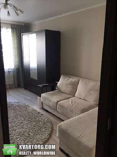 Sell 3-room apartment. Киев,  Северная — photo 1