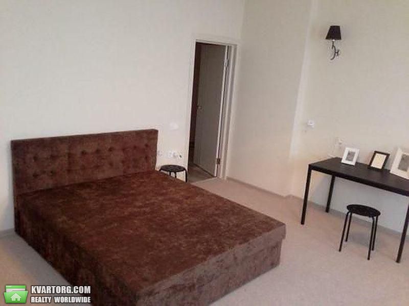 Rent out 3-room apartment. Киев,  Клименко — photo 6