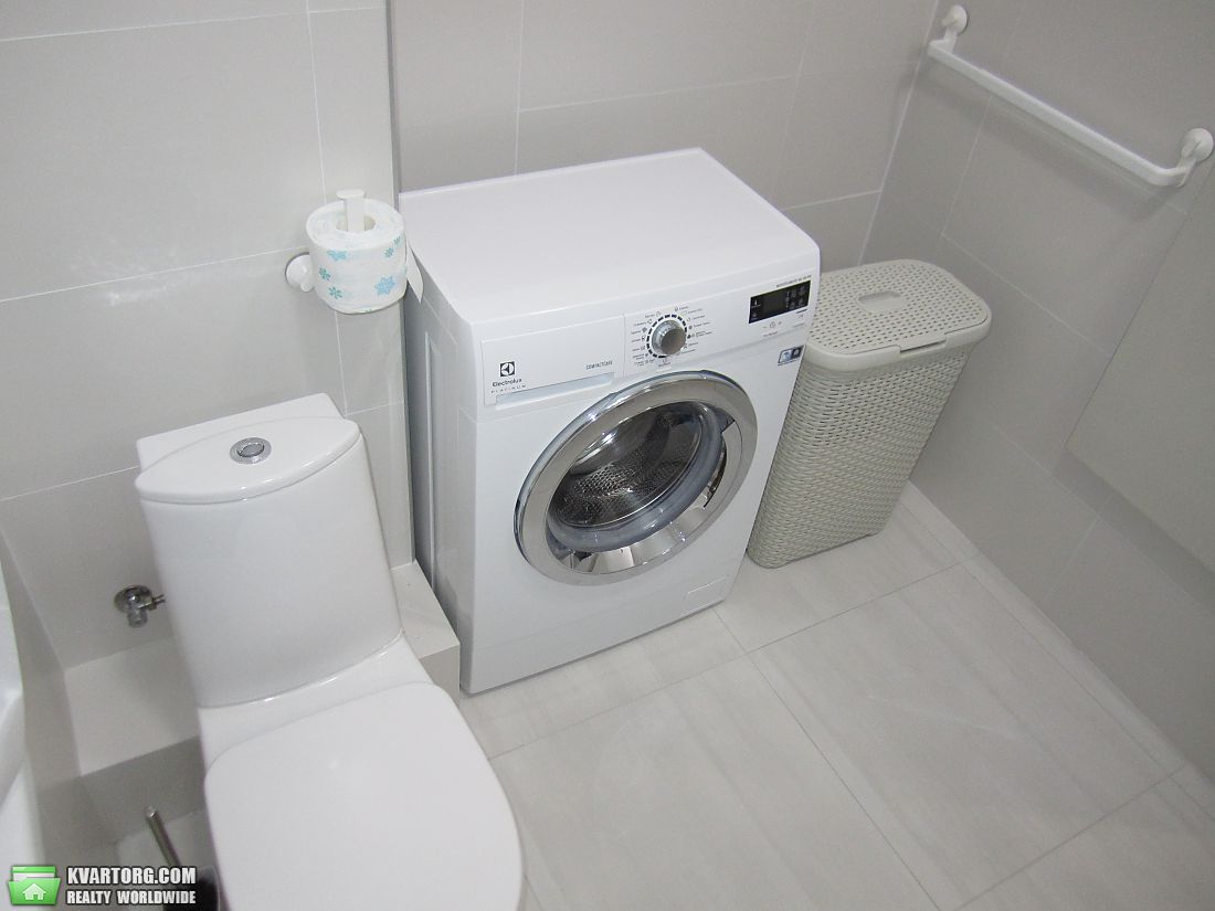 Sell 1-room apartment. Киев,  Драгоманова — photo 2