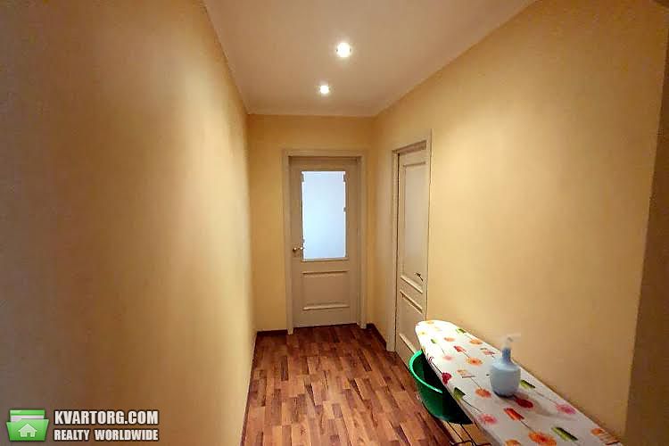 Sell 2-room apartment. Киев,  Курская — photo 9