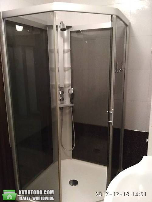 Rent out 3-room apartment. Киев,  Чавдар — photo 10