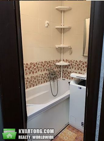 Rent out 2-room apartment. Киев,  Набережно-Корчеватская — photo 3