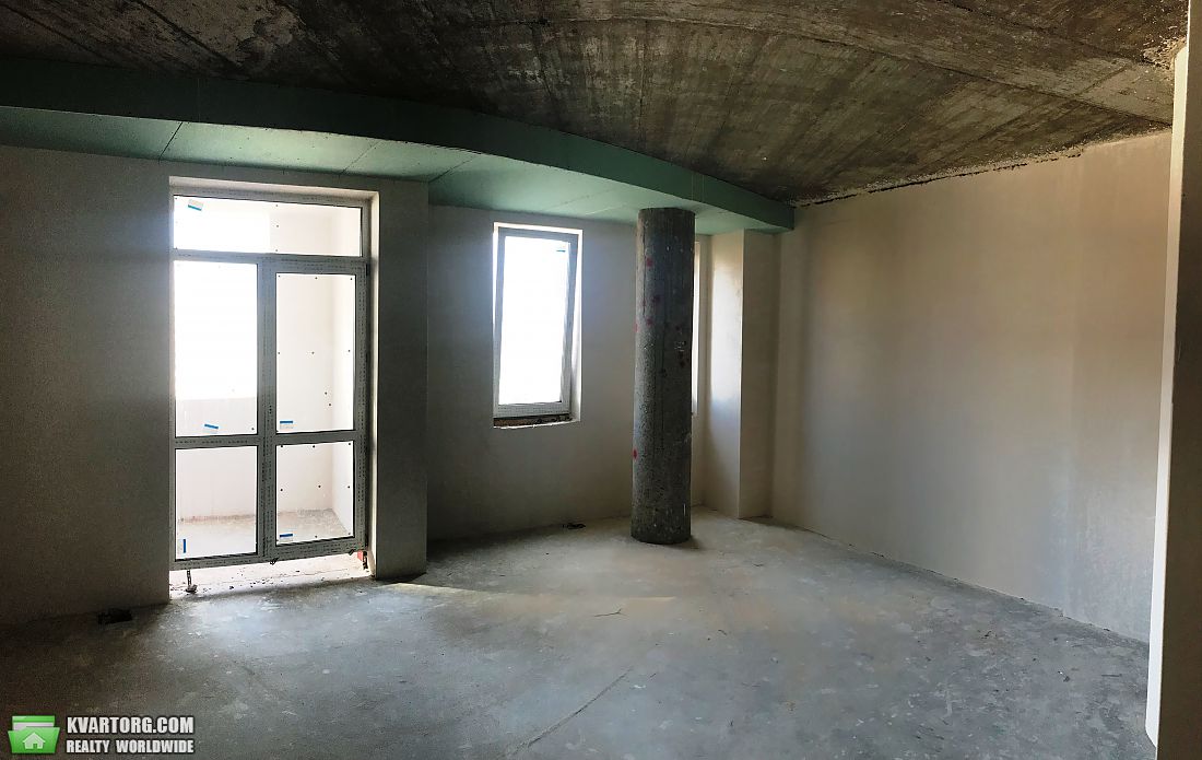 Sell 3-room apartment. Киев,  Эрнста — photo 2