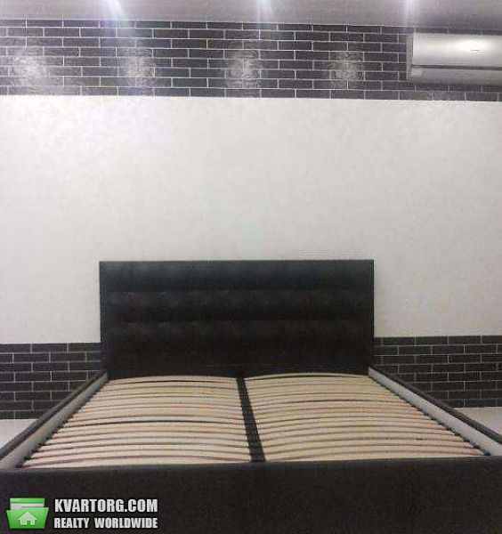 Rent out 1-room apartment. Киев, Леси Украинки бул — photo 4