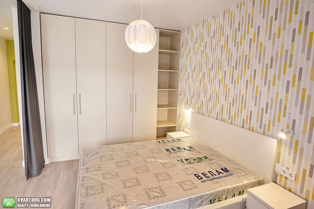 Rent out 1-room apartment. Киев, Набережно-Рыбальская — photo 4