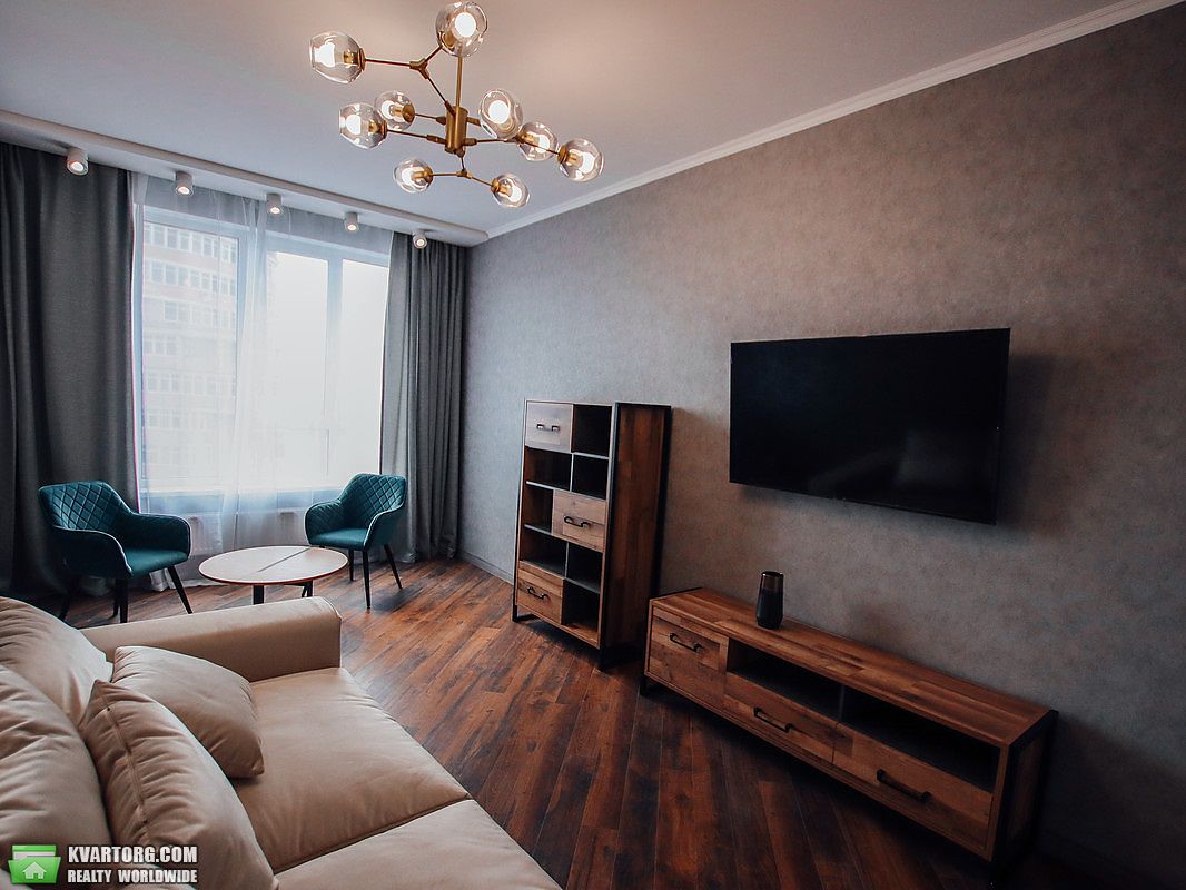 Rent out 2-room apartment. Киев, Тютюника Василия ул. — photo 4