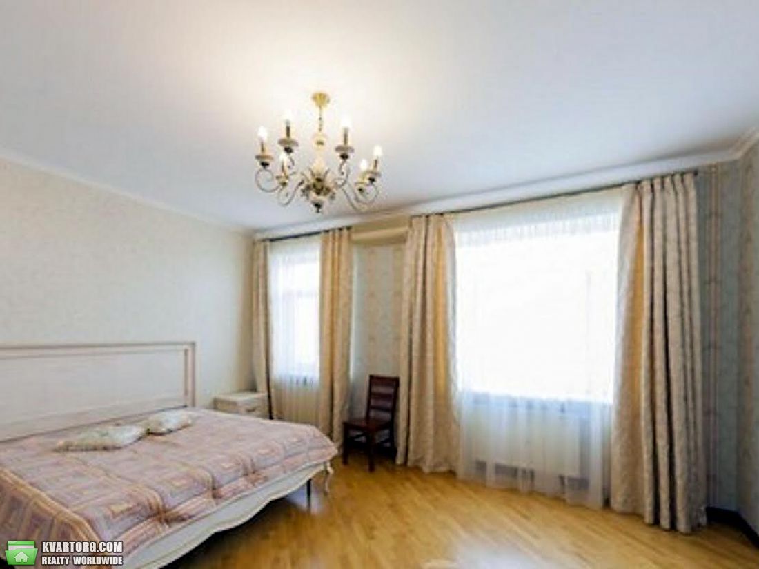 Rent out 3-room apartment. Киев,  Лескова — photo 8